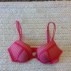 Victoria Secret pink push up bra